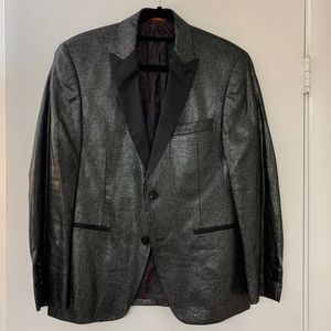 Never wear blazer